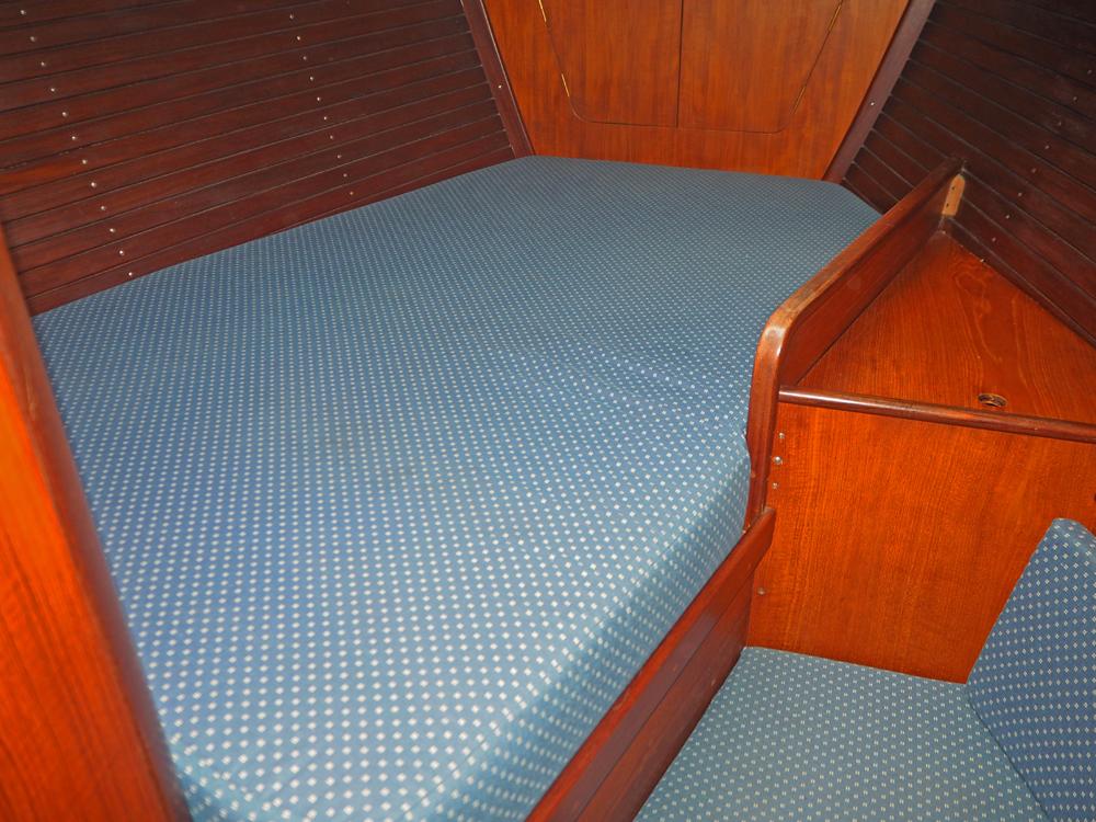 Cabin en avant, H&eacute;bergements